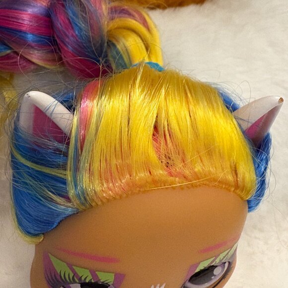VIP PETS CATS Doll Figure Kitten MELISSA Long Rainbow Hair (SKU: 298TO) - Picture 10 of 10